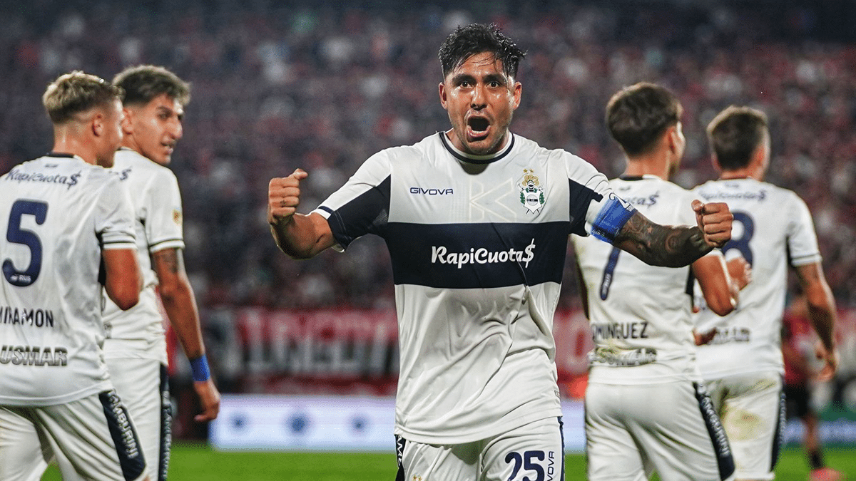 Gimnasia superó a Independiente y sumo tres puntos claves