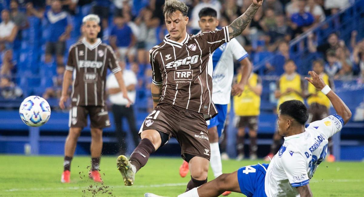 FIESTA CALAMAR AGUADA EN UN DUELO DE CAMPEONES PARA EL OLVIDO